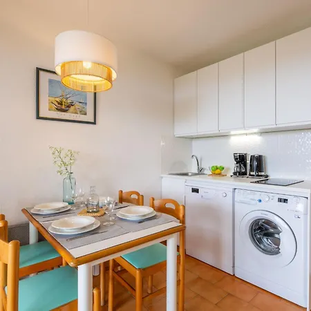 Appartement Les Coteaux De La Nartelle-22 By Interhome
