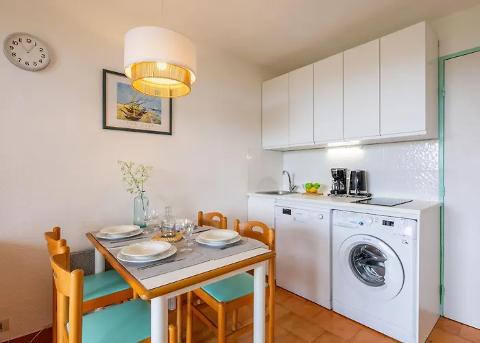 公寓 Les Coteaux De La Nartelle-22 By Interhome